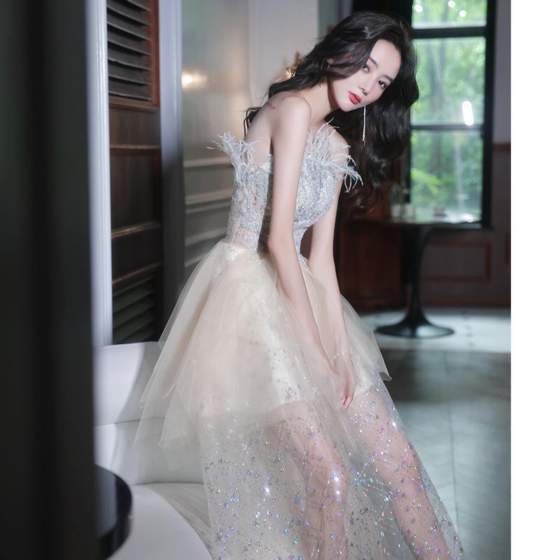Đầm dạ hội nữ ôm body cổ yếm tay bồng thiết kế cổ tích — Mẫu dài màu sâm panh