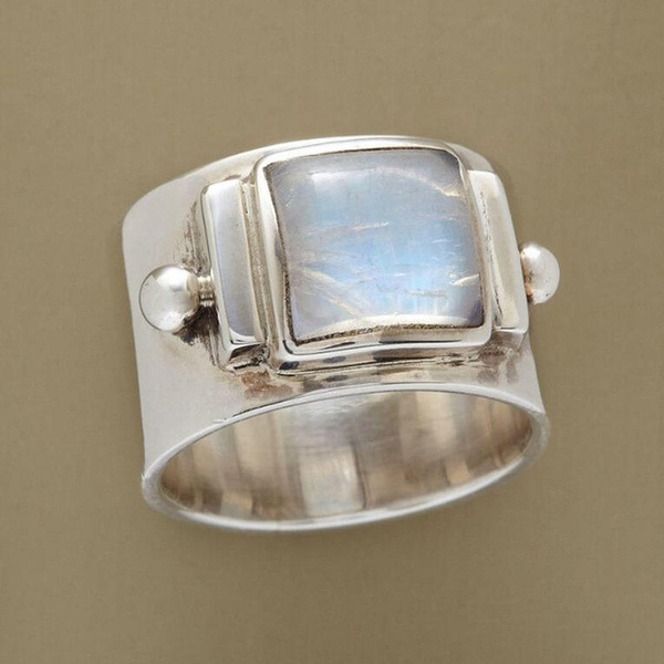 Retro Moonstone Ring European And American Copper Inlaid Gemstone Ring display picture 1