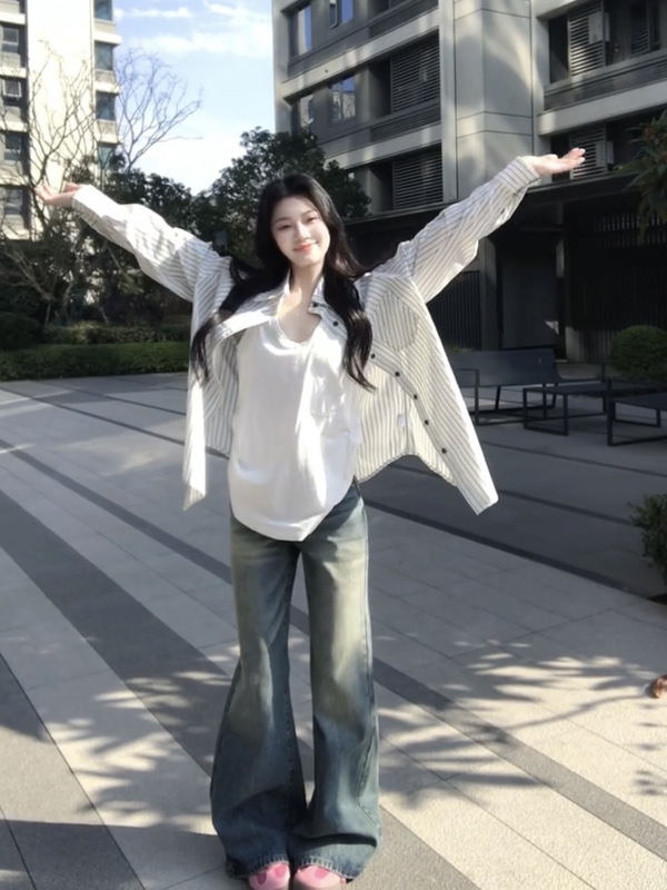大码胖MM白色条纹长袖衬衫女秋季新款宽松内搭超好看衬衣上衣防晒|undefined