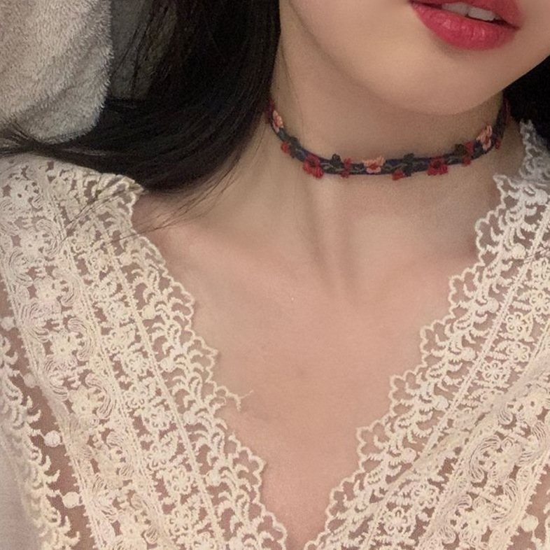 Vintage Braided choker Clavicle Chain Cornus Embroidered Flower Collar Necklace Mori Style Ethnic Style Short Necklace for Women