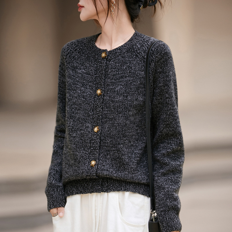 2025 New Autumn and Winter Pure Wool Seven-Needle Three-Strand Thickeneded Round Neck Knitted Cardigan Flower Yarn Loose and Versatile Top