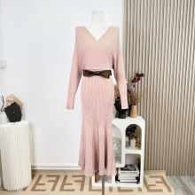 『欣幸』心动情书冬季新款韩系性感辣妹名媛气质风V领针织连衣裙