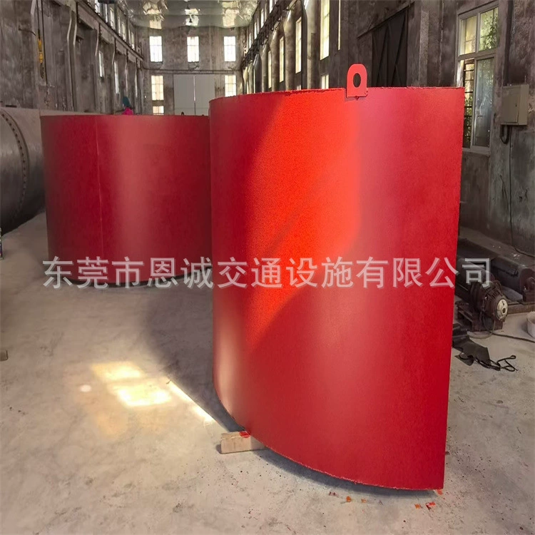 Самоплавучие противостолкновительные сооружения из стали и пенополиуретана для мостов в Гуандуне, устанавливаемые под виадуками.