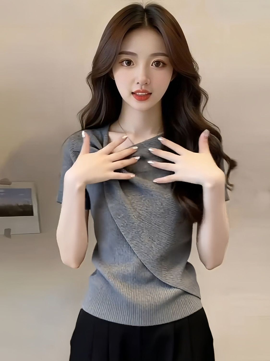 Women's Short Sleeve Twist Knitted Crop Top