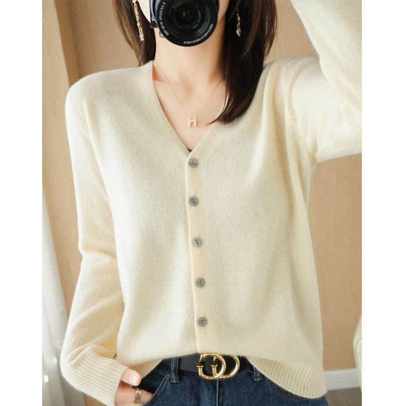 Wool Blend 2026 Autumn and Winter Women's New Loose V-Neck Pure Color Short Knitted Cardigan Jacket Sweater Spring Wool Blend 2026 Autumn and Winter Women's New Loose V-Neck Pure Color Short Knitted Cardigan Jacket Sweater Spring