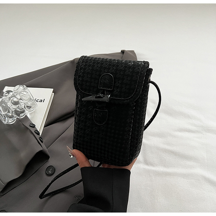 Mobil crossbody til kvinder 2024 nyt sans niche design alsidig afslappet og moderigtig enkelt skulder lille firkantet_voghion.com