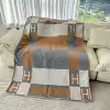 Thickened large grid khaki 1400 grams