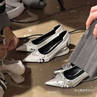 ����ʽ�yɫ���^�߸�Ь2025�����¿���|�����Y�\�ڑҸ���Ьȹ��