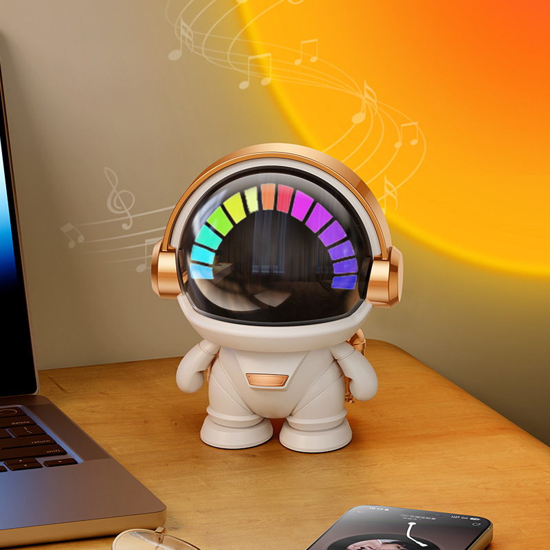 宇航员太空人无线蓝牙音箱 创意摆件低音炮便携迷你小音响礼品|undefined