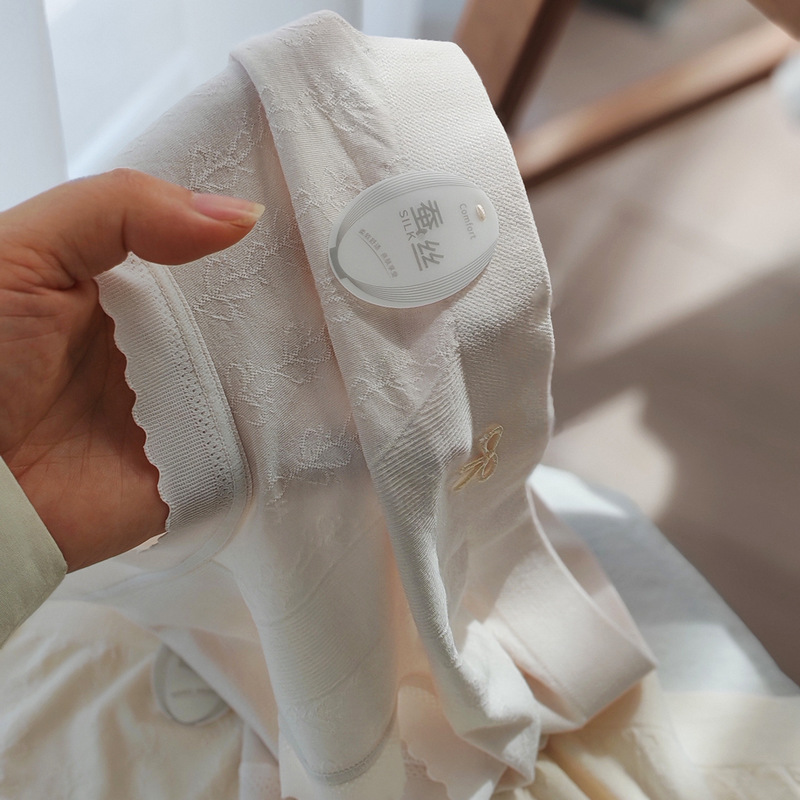 1223 Soft, Skin-Friendly and Delicate Bow Modal High Elastic Mid-Waist Women's Briefs with Silk Inside 1223 Soft, Skin-Friendly and Delicate Bow Modal High Elastic Mid-Waist Women's Briefs with Silk Inside