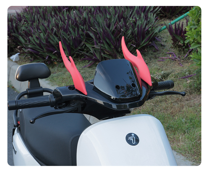3D Stereo Car Stickers with Cute and Personalized Dragon Horn Decorations, Adorable Anti-Collision Stickers, Exterior Accessories, Car Roof Decorations