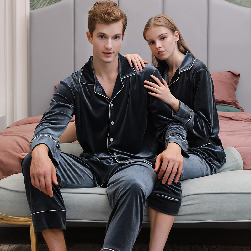 2022 Spring and Autumn Couple Pajamas Golden Velvet Men's Long-sleeved Thin Youth Winter Velvet Home Clothes Women's Suit 2022 Spring and Autumn Couple Pajamas Golden Velvet Men's Long-sleeved Thin Youth Winter Velvet Home Clothes Women's Suit