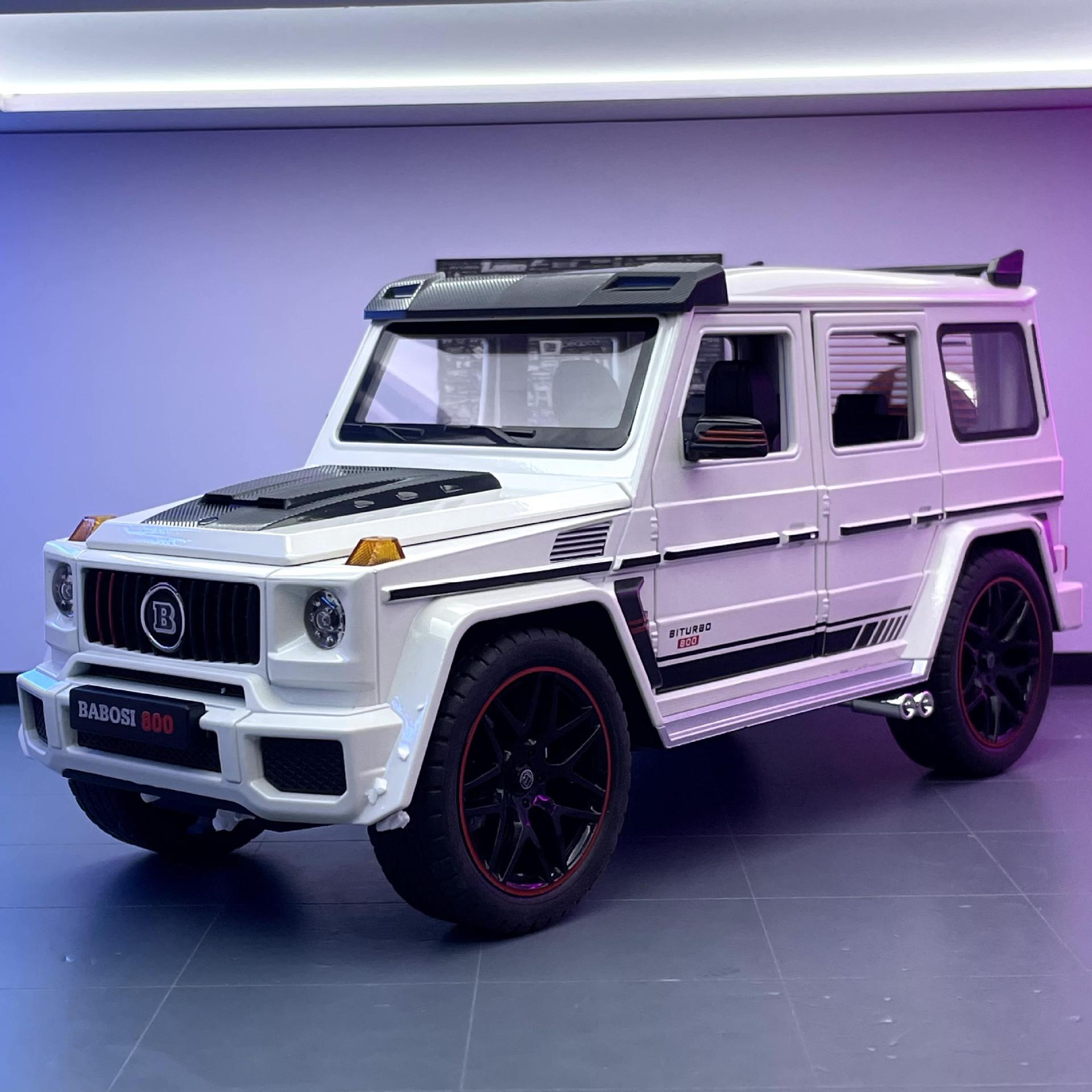 Modelo de coche de aleación Barbosi G800 retroceso con versión en aerosol juguete de sonido vehículo todoterreno decoración de modelo musical