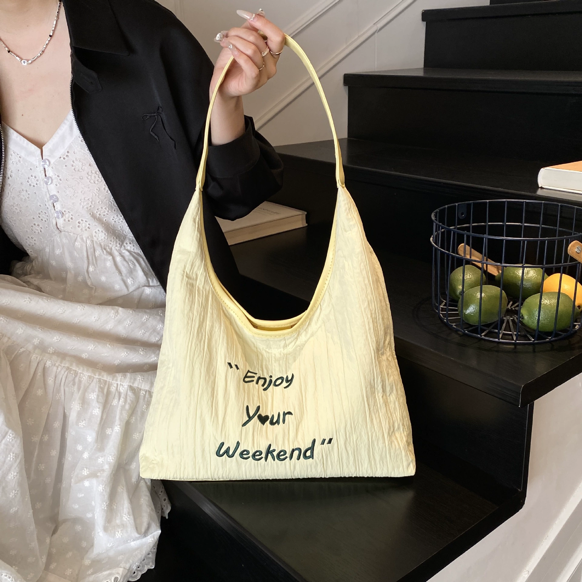 One-shoulder bag