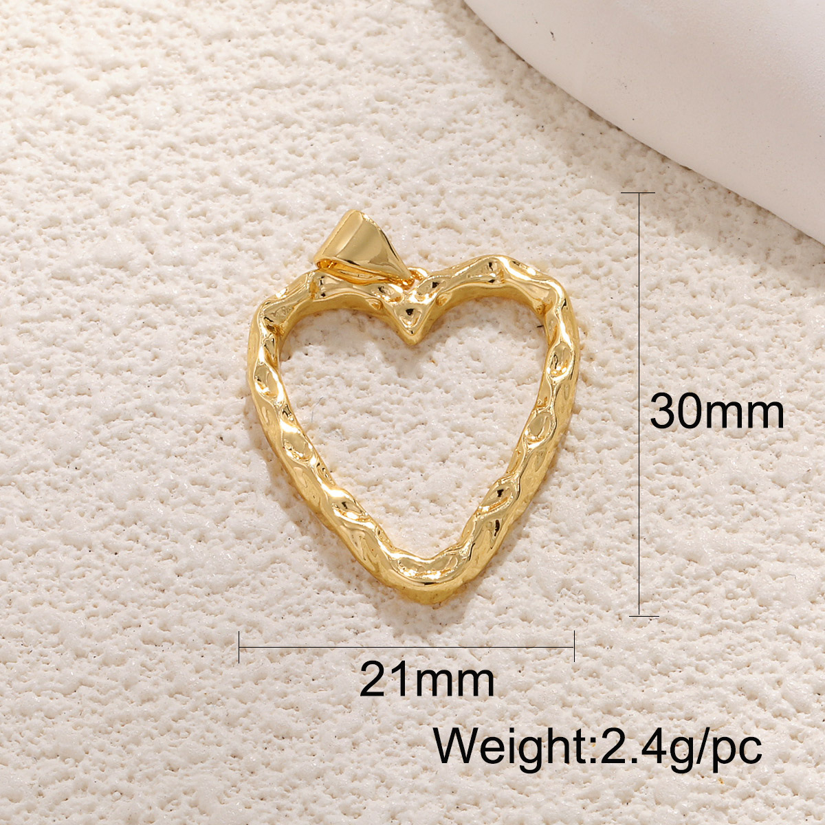 4g Weight Pendant Jewelry Making Type 17*7mm, 27*20mm, 29*7mm Jewelry Making Size Gold Plated Plating Material Zircon Inlay Material DIY Jewelry Accessories Classification 1 Piece Quantity Copper Material Sun, Letter, Star Pattern Plating, Inlay Design Retro, Simple Style Style Gold Color 1 Piece 17*7mm 27*20mm 29*7mm Copper Zircon Gold Plated Sun Letter Star Pendant 13