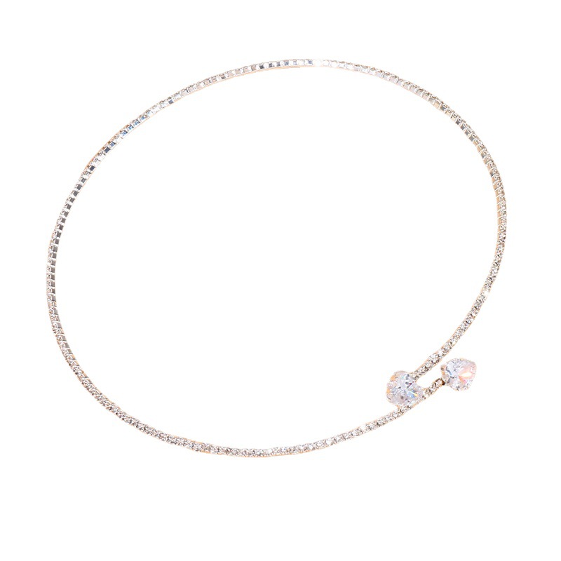 Moda europea y americana rhinestone collar mujeres sexy temperamento brillante corazón collar accesorios a juego