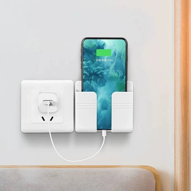 Зарядка телефона, установка на стену, санузел в ванной гостиницы, творческая полка, подвешенная к голове кровати, настенный хвостик