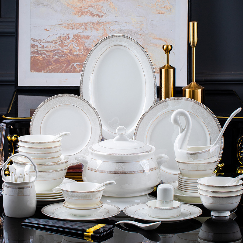Jingdezhen Ceramic Tableware and Dishes Set for Home Scandinavian Accessible Luxury Fashion Petty Bourgeoisie Bone China Tableware Set Complete Set