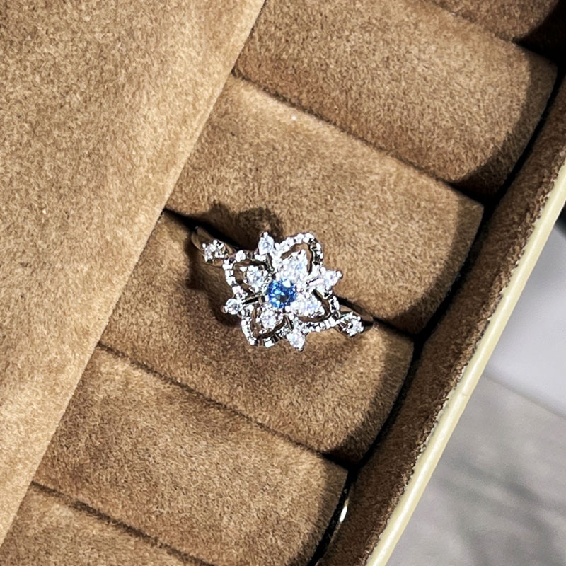 ライトラグジュアリーニッチレトロサファイアジルコンオープンリングレディースコールドスタイルパーソナライズハイエンドシンプルファッション人差し指リング