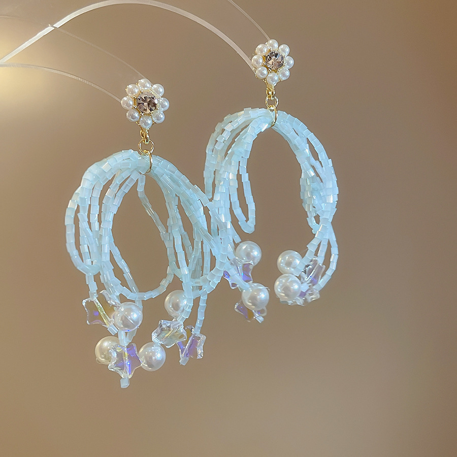 Pendientes de perlas de cristal de diamante de aguja de plata pendientes largos de lujo de Luz Retro europeo y americano pendientes dulces frescos de alto grado para mujeres