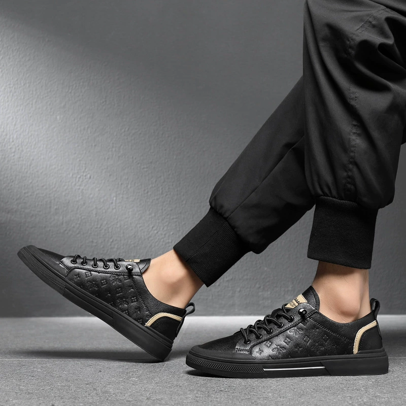 Fashionable summer sneakers, men's white shoes, casual footwear, 2023 collection