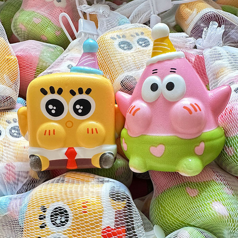 上海人形フィギュア、低反発卸売人形機、子供用おもちゃの装飾品、ストール、減圧、ピンチ工場|undefined