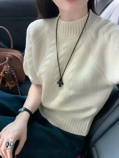 法式慵懒风半高领羊毛短袖女套头显瘦麻花针织衫秋冬新款气质毛衣