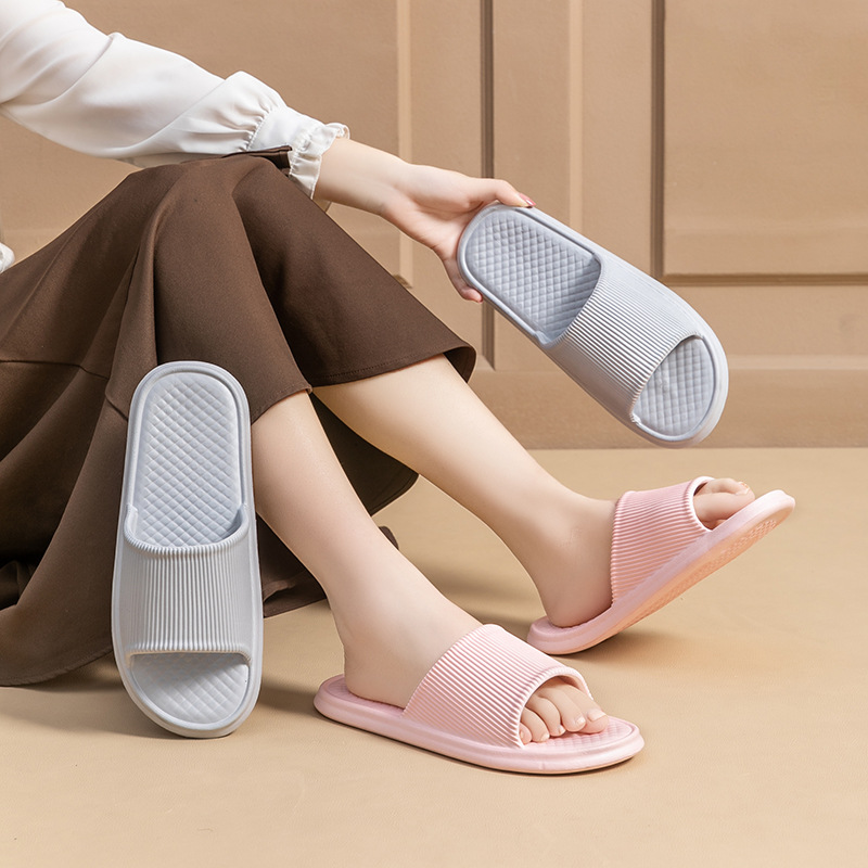 Women's summer slippers, men's home slippers, household indoor bathroom shower slippers, couple EVA slippers, men's sandals wholesale