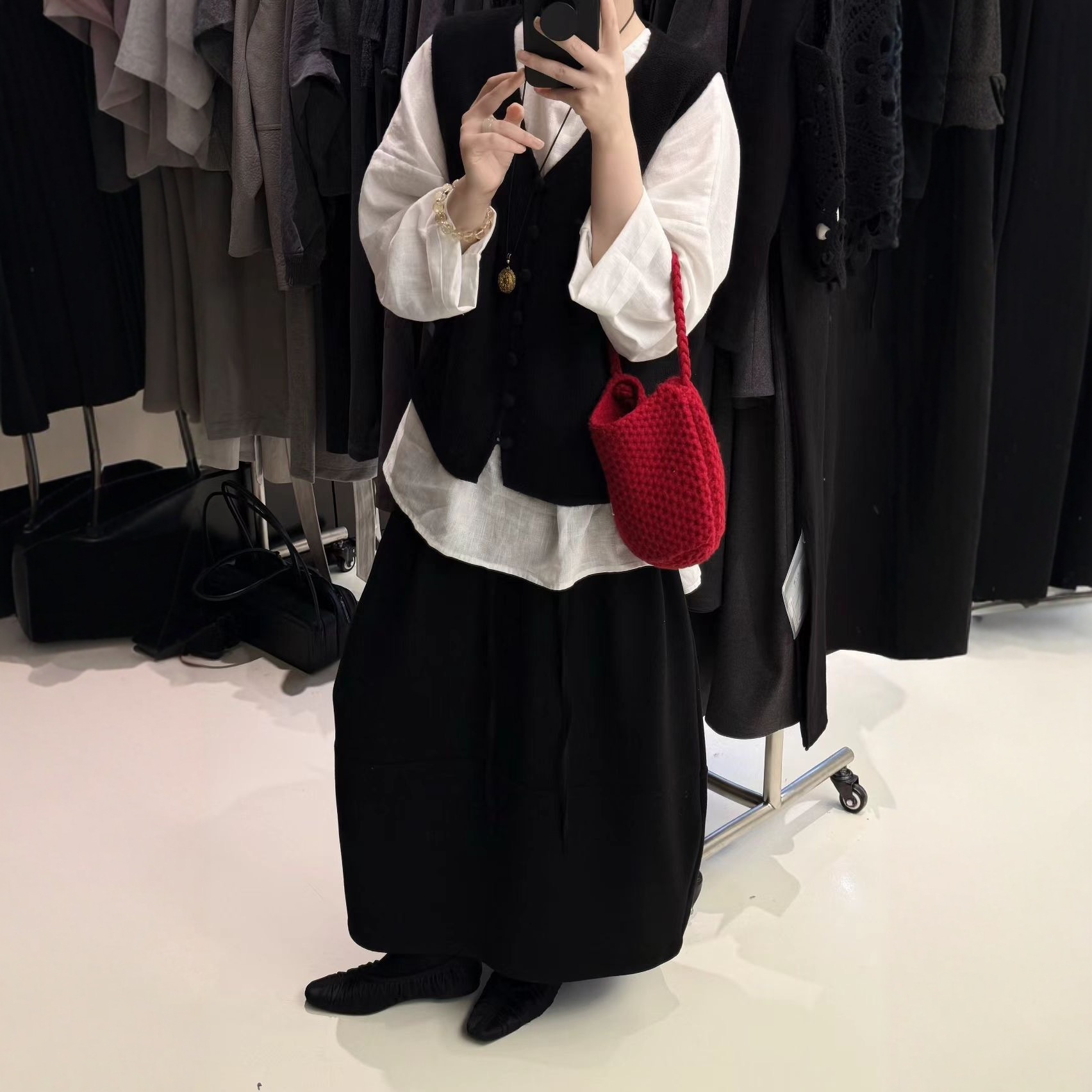 2025 Autumn New Style Retro High-Waisted A-Line Midi Skirt for Women, Solid Color Slimming Skirt