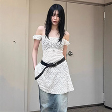 恋恋布忘小众设计感一字肩透视蕾丝连衣裙辣妹A字版低腰显瘦短裙