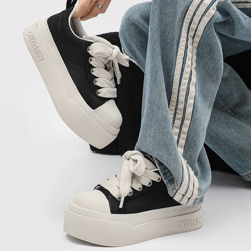Unique Thick-Soled Height-Increasing Sneakers, Black and White Versatile Fashion Spring Casual Canvas Shoes, Unisex Mickey Big-Toe Shoes