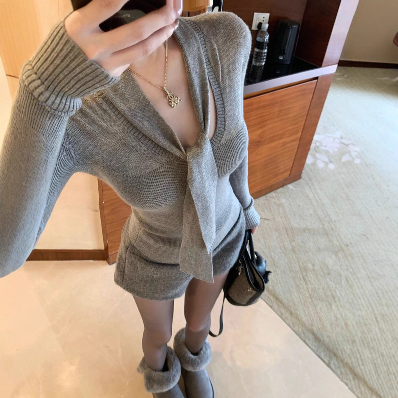 Unoone Urban Lady High-Intelligence Style Semi-Transparent Slim Fit Knitted Sweater Women's Autumn Winter Long Sleeve Base Layer T-Shirt Top Unoone Urban Lady High-Intelligence Style Semi-Transparent Slim Fit Knitted Sweater Women's Autumn Winter Long Sleeve Base Layer T-Shirt Top