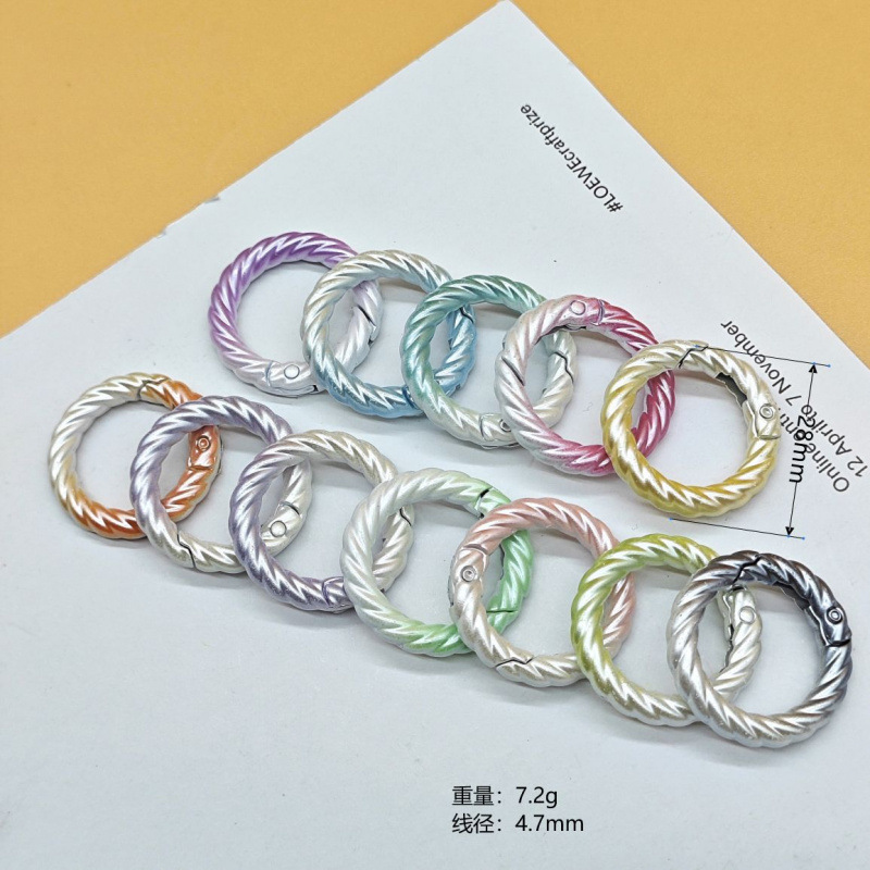 スプリングリングキャンディーカラースプリングバックルアクセサリーカラフルな愛ペイントブックリングカードリングキーホルダーオープン diy ジュエリー|undefined