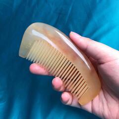 真牛角櫛水牛角白水牛角厚手小太った女性の長髪専用プレゼント彫刻マッサージ櫛