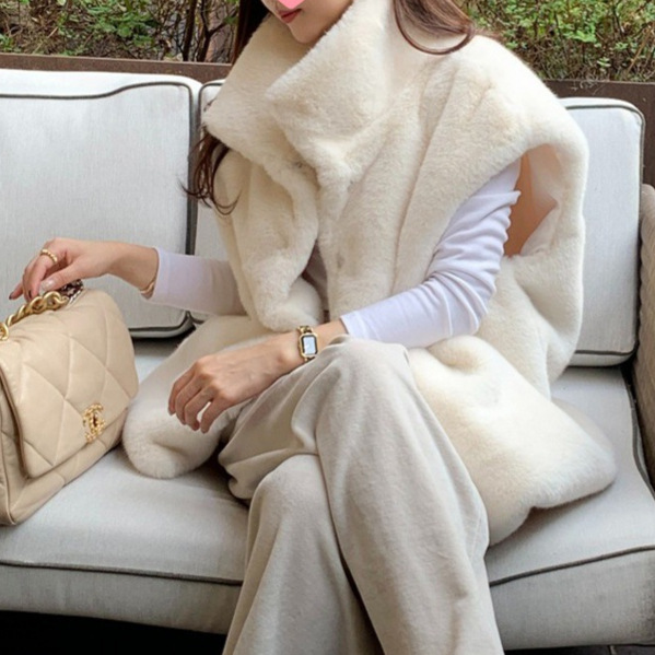 Luxury Korean Dongdaemun Fashion Fur Vest Jacket Loose Fur Vest Korean Style Jacket White Luxury Korean Dongdaemun Fashion Fur Vest Jacket Loose Fur Vest Korean Style Jacket White