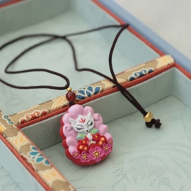 和田玉项饰;和田玉手饰;天然玉石手饰