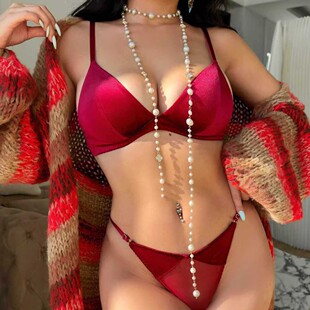 Autumn and Winter Velvet French Triangle Cup Underwear Comfortable No Steel Ring Sexy Small Chest Bra Cross Border Thong Bra suit