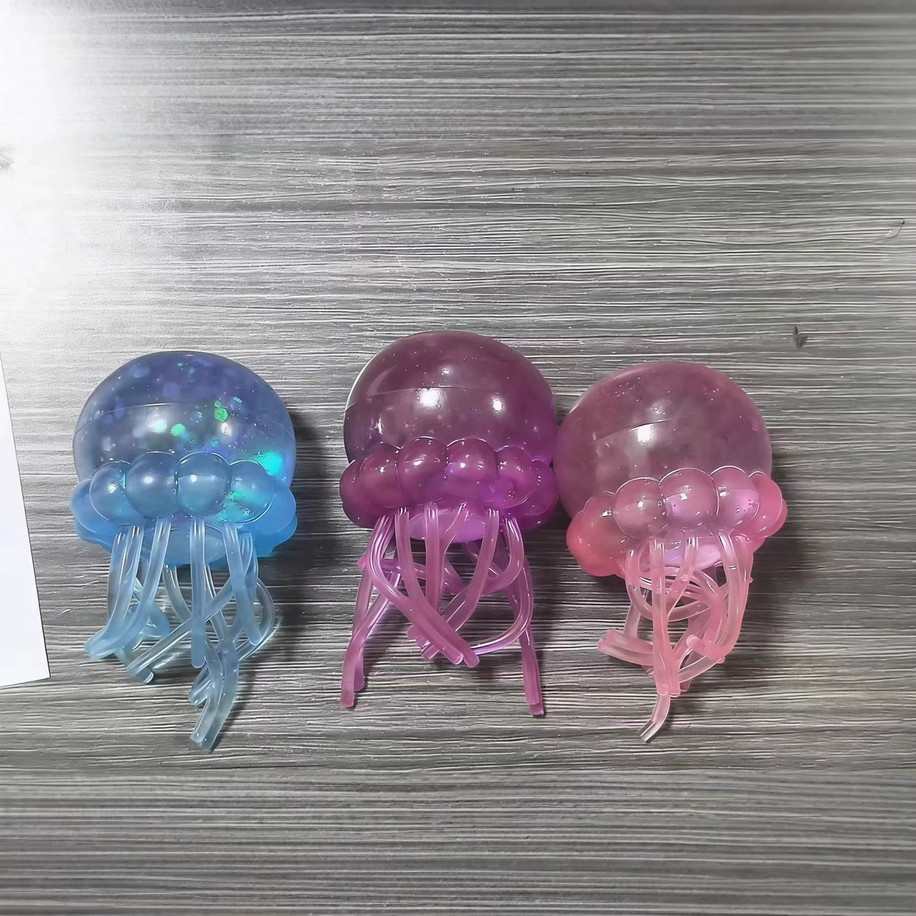  Кросс-бордер новый продукт Needoh Jelly Squish - сенсорная сжимающая игрушка, медуза