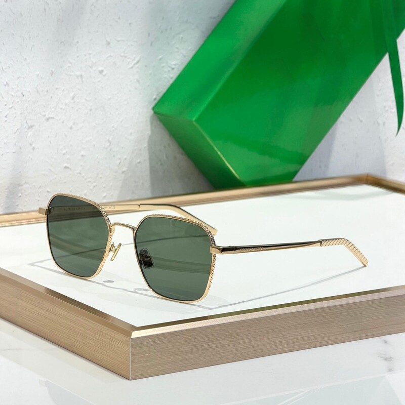 New Metal Square Frame Sunglasses, Fashionable and Versatile, High-End Sunglasses for Men and Women, Outdoor Sun Protection Sunglasses Bv1422Sa