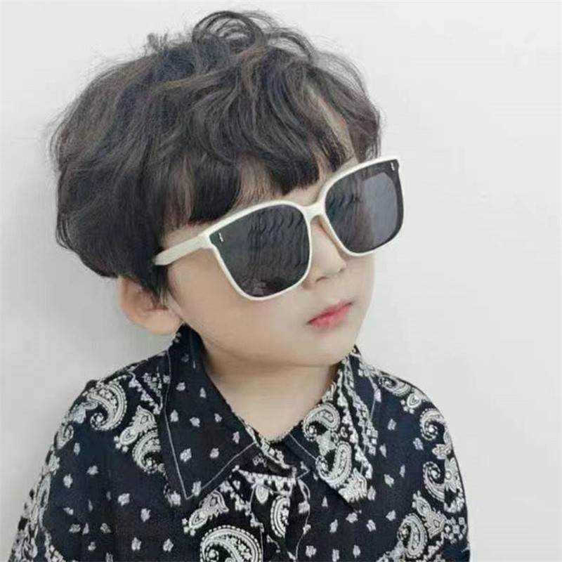 New children's glasses and sunglasses for boys and girls, anti-UV sunglasses for boys and girls, trendy fashion dropshipping