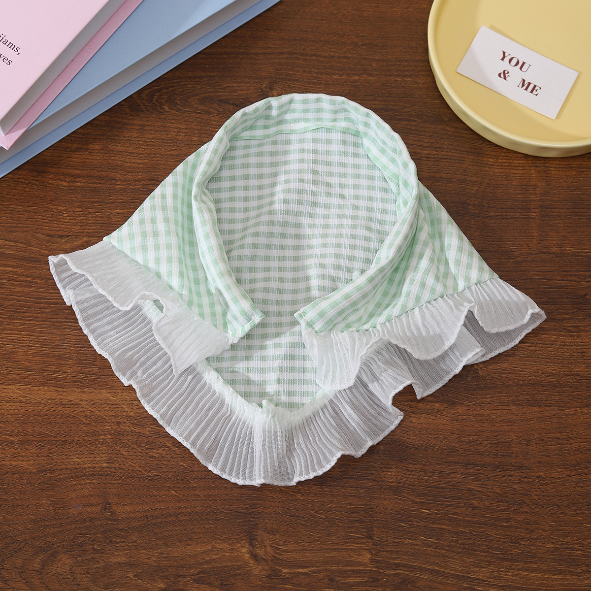 Diadema de celosía de color para niños Diadema de una pieza Toalla triangular con borde de encaje especial para mujer