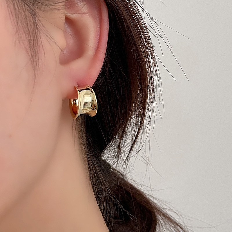 Ear Studs Classification Daily Occasion Copper Material Fashion C Shape Plating Copper Ear Studs