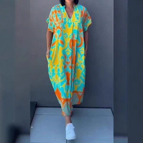 Women's Short-Sleeved V-Neck Printed Casual Dress Loose Fit Simple European And American Style Dress_ecoleips.com