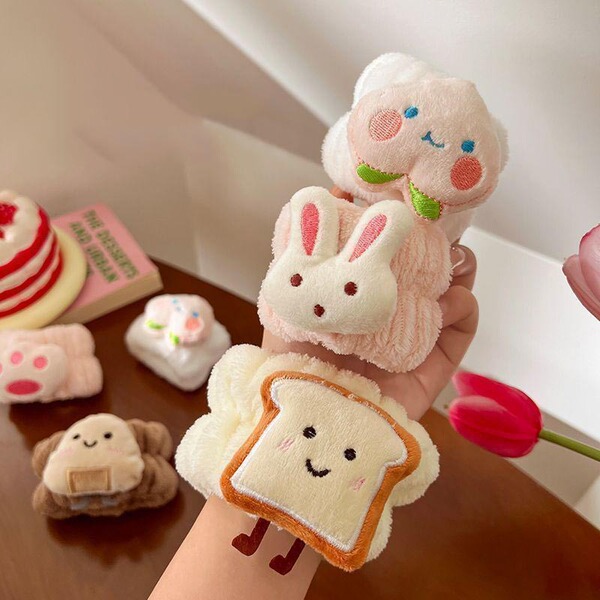 Cartoon children's waterproof bracelet for face washing