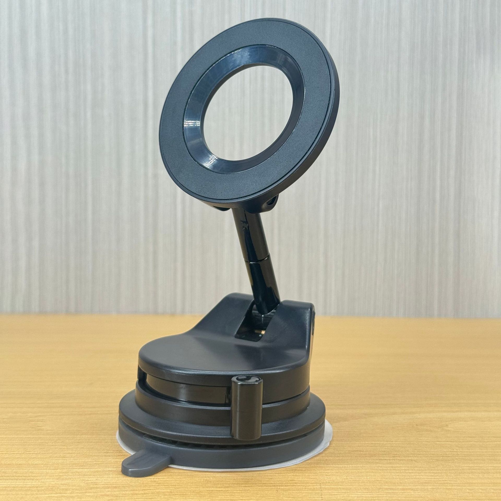 Cross-Border New High-Tech Car Phone Holder, Universal Vacuum Magnetic Suction Cup Phone Navigation Holder
