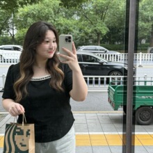 300斤特大码方领短袖t恤女2026年夏季胖MM显瘦短款上衣时尚设计感