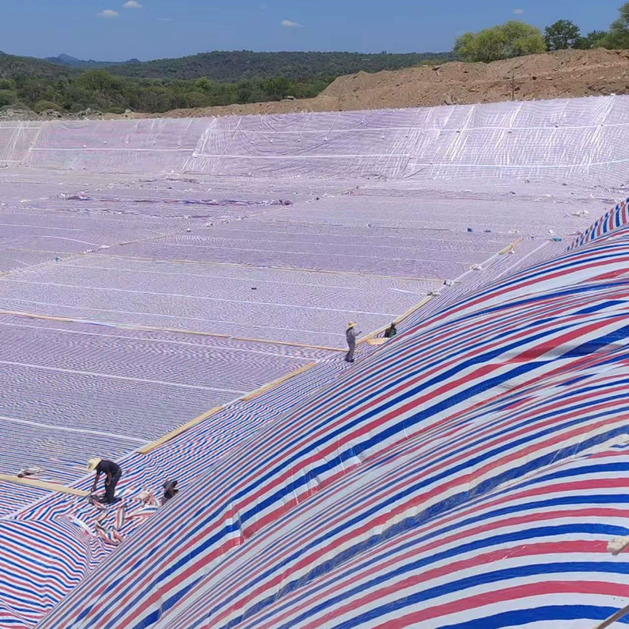 Высококачественная водонепроницаемая и водонепроницаемая мембрана для шахт, спроектирована для суровых условий шахты. И ещё.