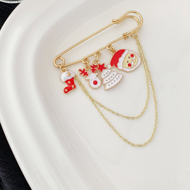 Christmas Pin Brooch Cartoon Elk Snowflake Holiday Gift Accessories Sweater Cardigan Scarf All-match Decoration Christmas Pin Brooch Cartoon Elk Snowflake Holiday Gift Accessories Sweater Cardigan Scarf All-match Decoration