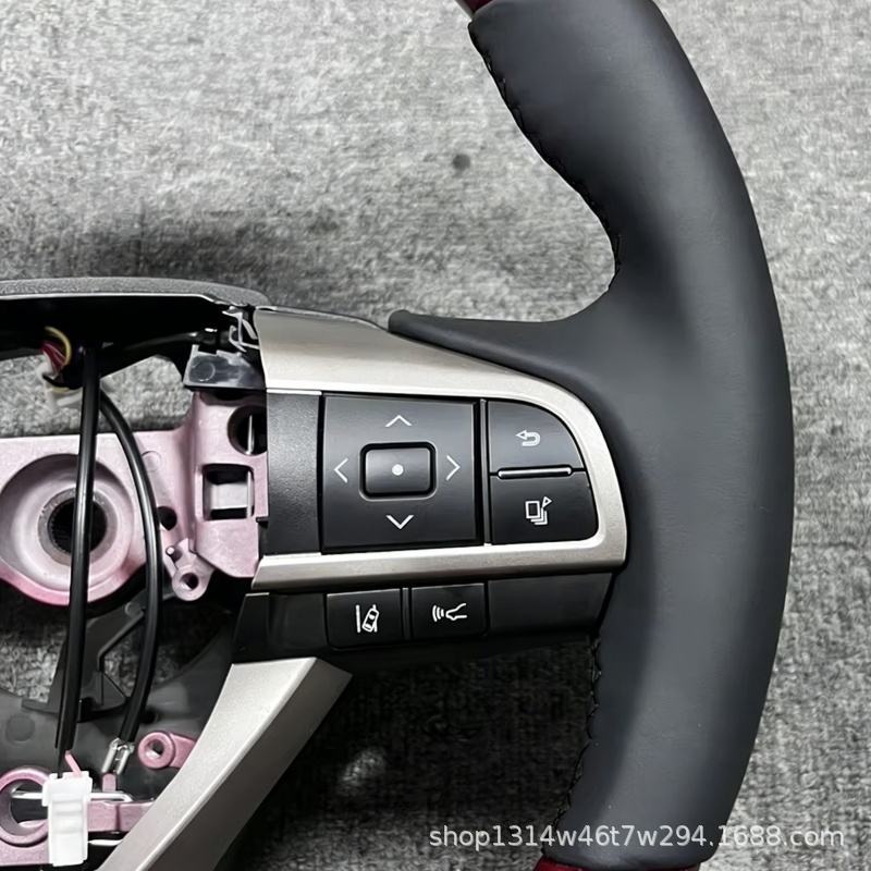 Suitable for Toyota Prado 120 150 300 series LC79 LC70 LC76 steering wheel