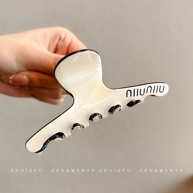 Gran volumen de cabello, horquilla larga, sentido avanzado femenino 2025 nuevo clip de agarre completo, clip de tiburón, tocado, horquilla